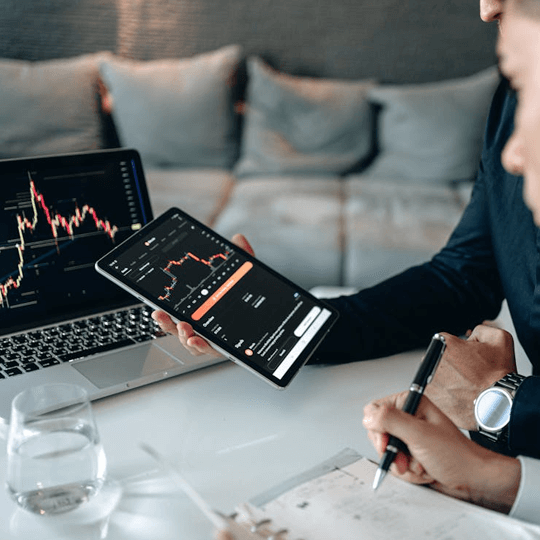 Fenextor equipo de expertos en criptoinversión